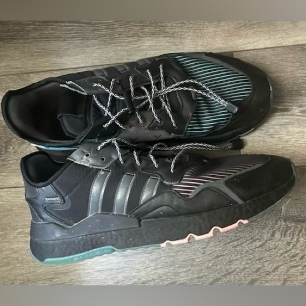 Mens adidas shoe